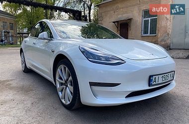 Седан Tesla Model 3 2019 в Днепре