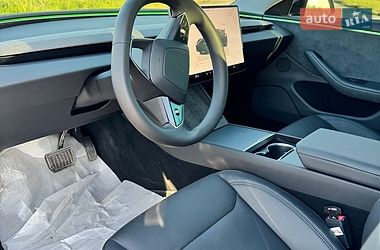 Седан Tesla Model 3 2024 в Киеве