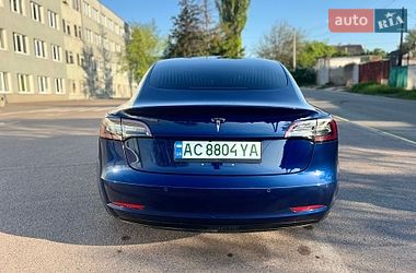 Седан Tesla Model 3 2018 в Кам'янському