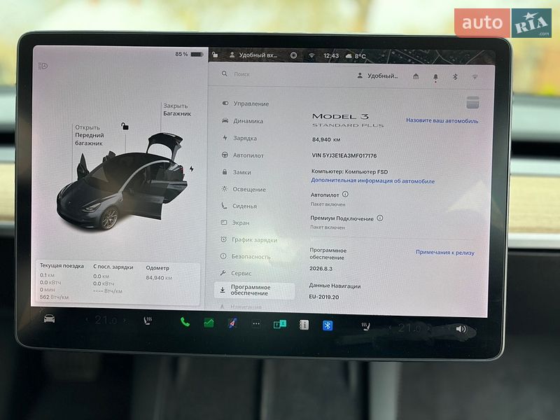 Седан Tesla Model 3 2021 в Львове