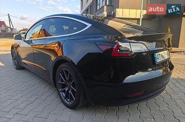 Седан Tesla Model 3 2020 в Ивано-Франковске