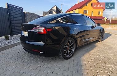 Седан Tesla Model 3 2020 в Ивано-Франковске