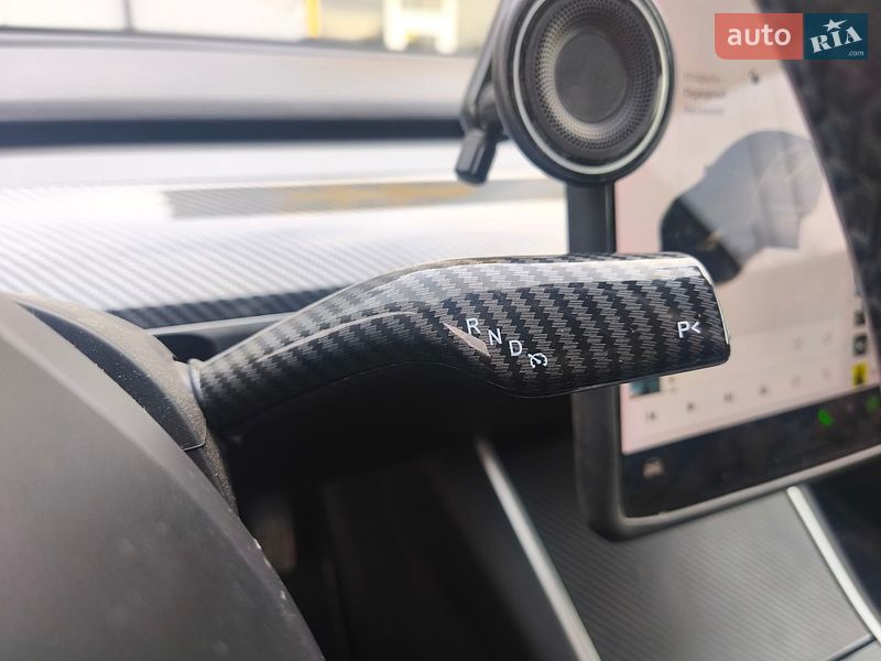 Седан Tesla Model 3 2020 в Ивано-Франковске