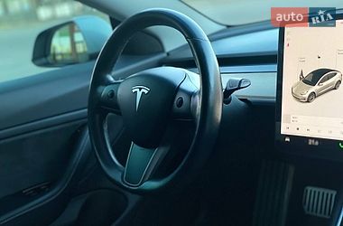 Седан Tesla Model 3 2018 в Києві
