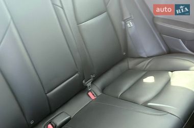 Седан Tesla Model 3 2021 в Киеве