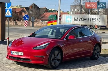 Седан Tesla Model 3 2019 в Луцке