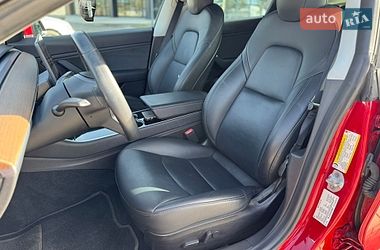 Седан Tesla Model 3 2019 в Луцке