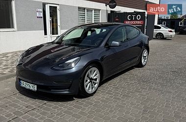 Седан Tesla Model 3 2023 в Софіївській Борщагівці
