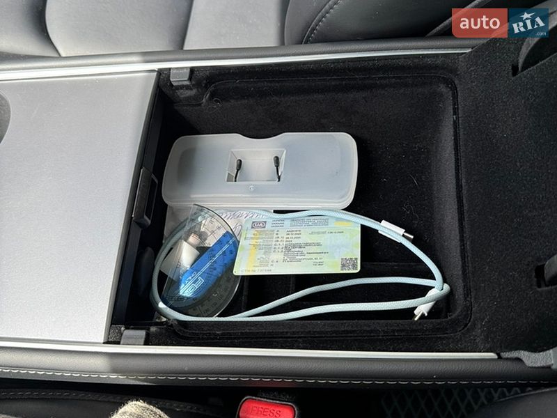 Седан Tesla Model 3 2023 в Софиевской Борщаговке