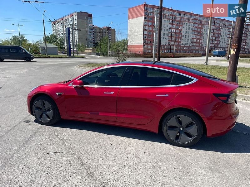 Седан Tesla Model 3 2020 в Запорожье