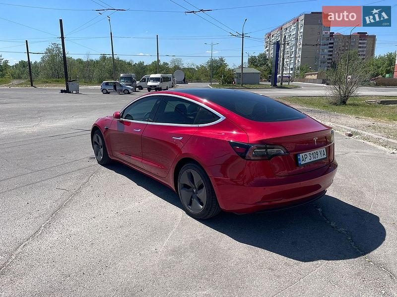 Седан Tesla Model 3 2020 в Запорожье