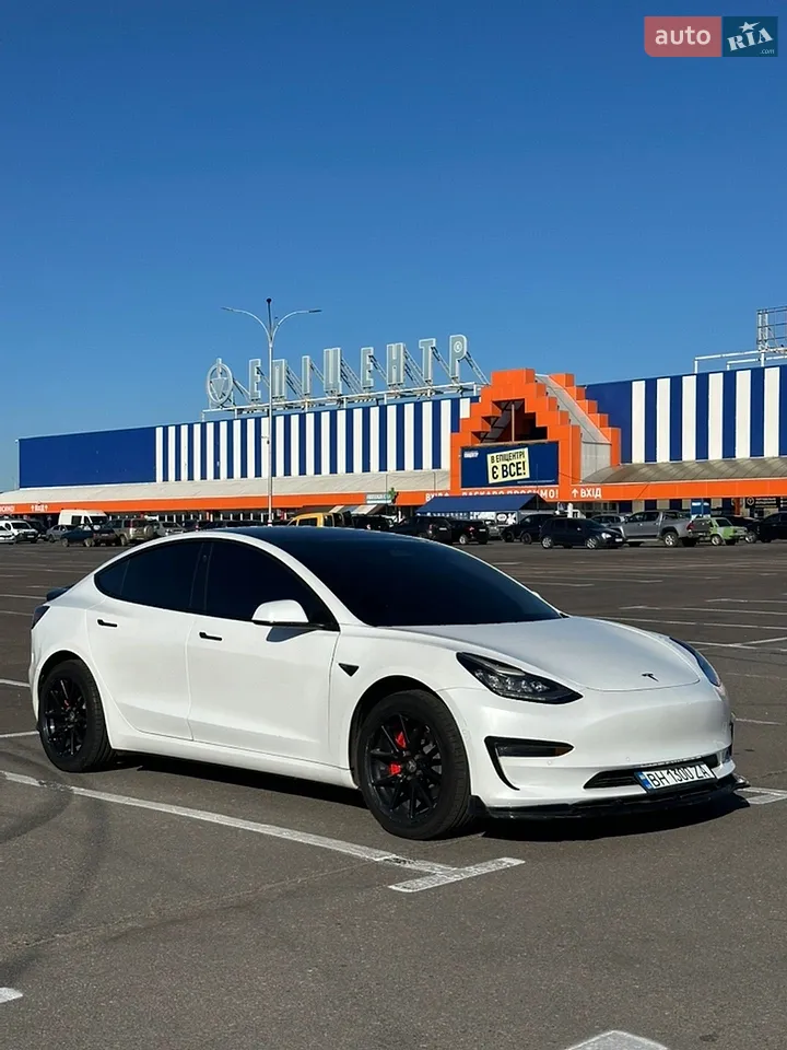 2018 Tesla Model 3 - мініатюра 18