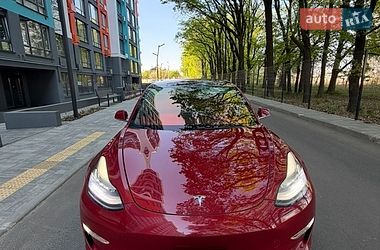 Седан Tesla Model 3 2018 в Чернігові