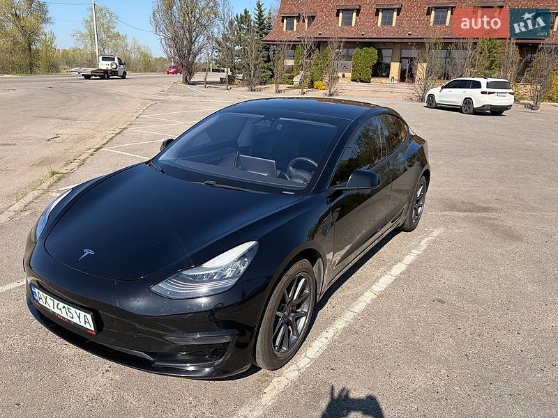 Седан Tesla Model 3 2019 в Харькове
