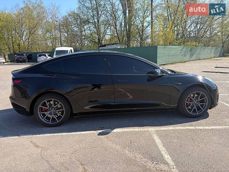 Седан Tesla Model 3 2019 в Харькове