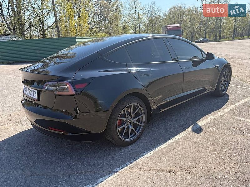 Седан Tesla Model 3 2019 в Харькове