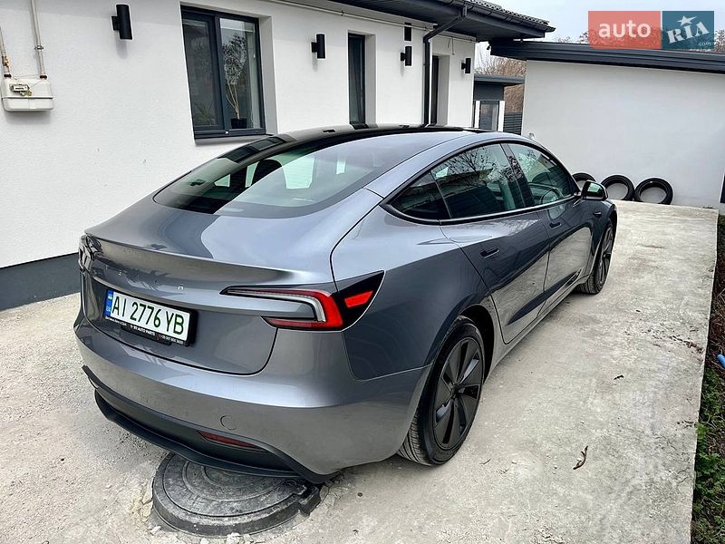 Седан Tesla Model 3 2024 в Белой Церкви