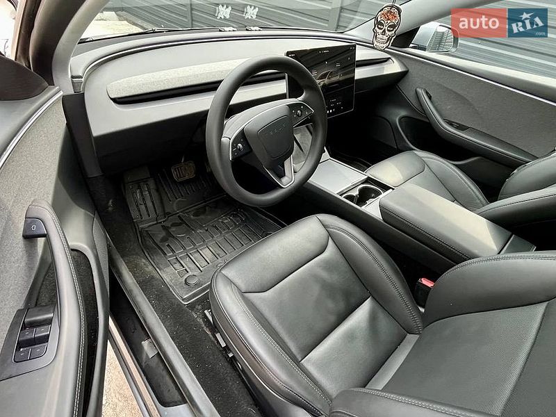 Седан Tesla Model 3 2024 в Белой Церкви