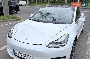 Седан Tesla Model 3 2019 в Одесі