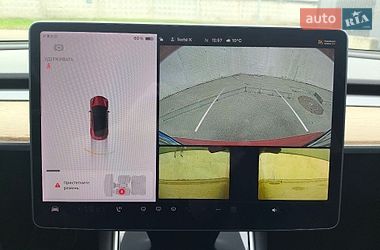 Седан Tesla Model 3 2018 в Киеве