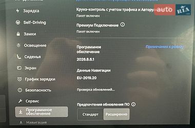 Седан Tesla Model 3 2021 в Виннице