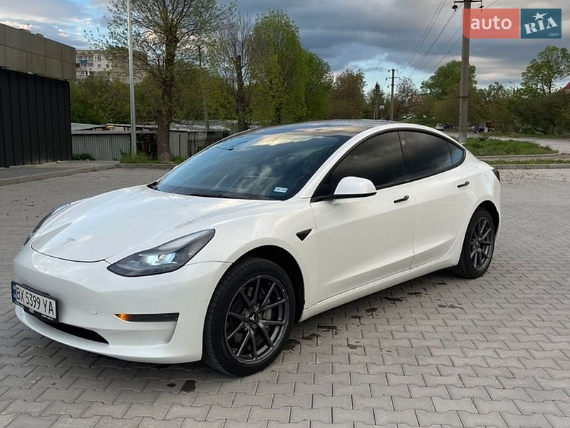Седан Tesla Model 3 2021 в Каменец-Подольском