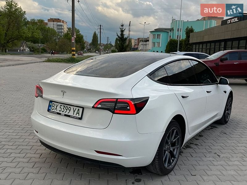 Седан Tesla Model 3 2021 в Каменец-Подольском