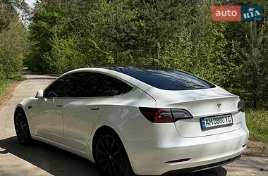 Седан Tesla Model 3 2019 в Житомире