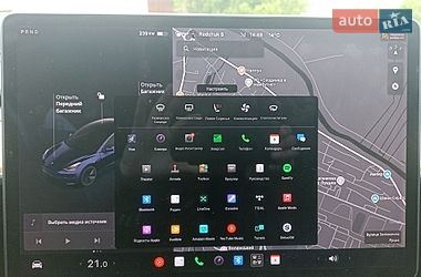 Седан Tesla Model 3 2018 в Луцке