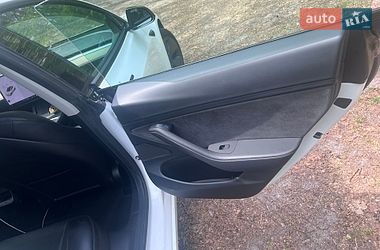 Седан Tesla Model 3 2021 в Киеве