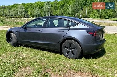 Седан Tesla Model 3 2023 в Днепре