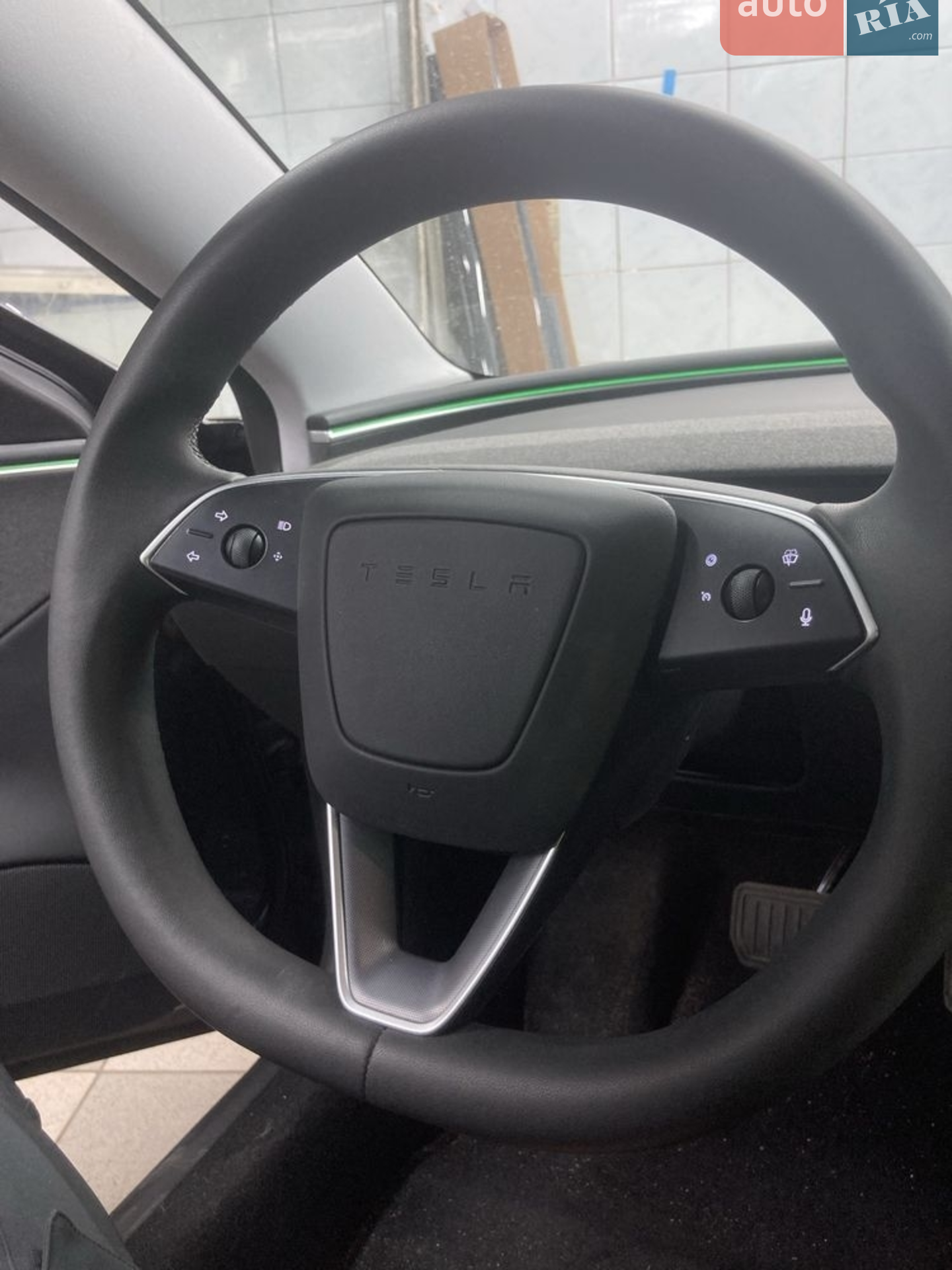 2024 Tesla Model 3 - мініатюра 8