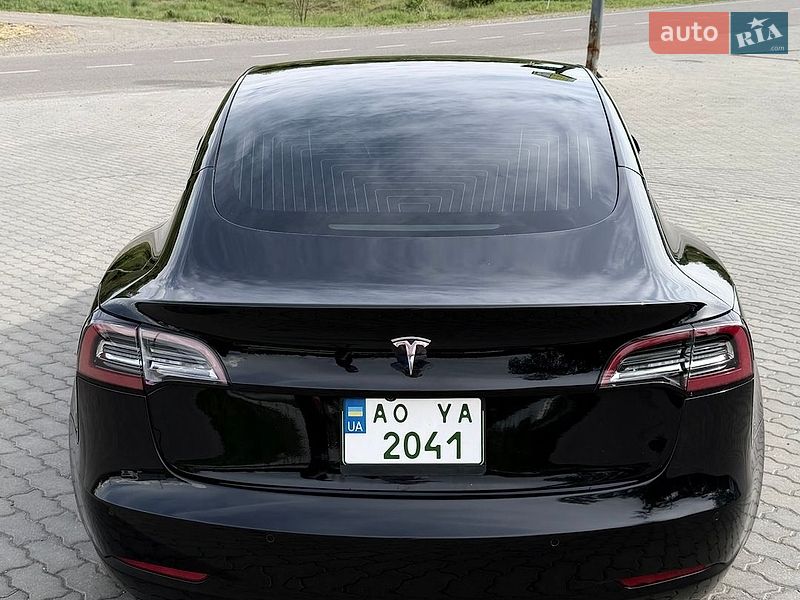 Седан Tesla Model 3 2018 в Виноградове фото 5 Седан Tesla Model 3 2018 в Виноградове