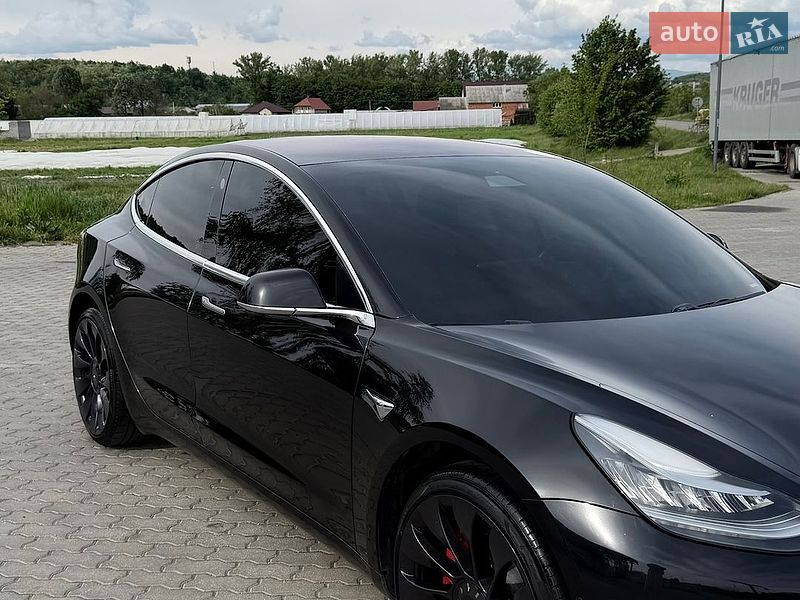 Седан Tesla Model 3 2018 в Виноградове фото 8 Седан Tesla Model 3 2018 в Виноградове