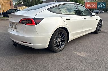 Седан Tesla Model 3 2022 в Черкассах