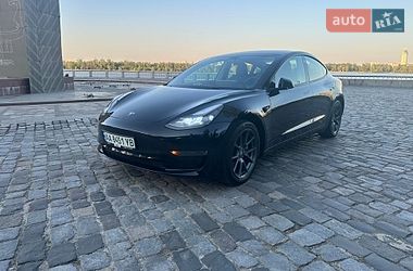 Седан Tesla Model 3 2023 в Киеве