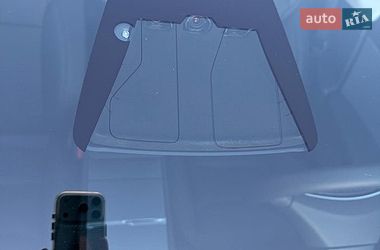 Седан Tesla Model 3 2024 в Львове