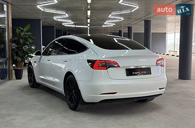 Седан Tesla Model 3 2019 в Одесі