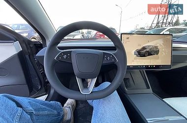 Седан Tesla Model 3 2024 в Львове
