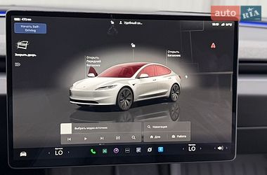 Седан Tesla Model 3 2025 в Дубно