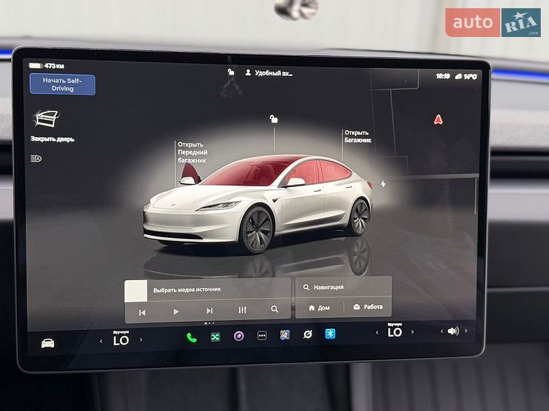 Седан Tesla Model 3 2025 в Дубно