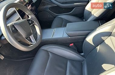 Седан Tesla Model 3 2024 в Тернополі