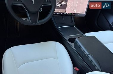 Седан Tesla Model 3 2021 в Львове