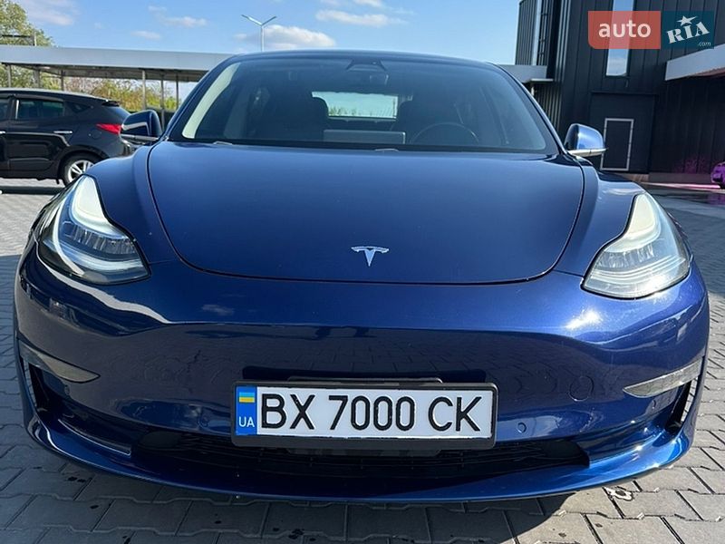 Tesla Model 3 2018