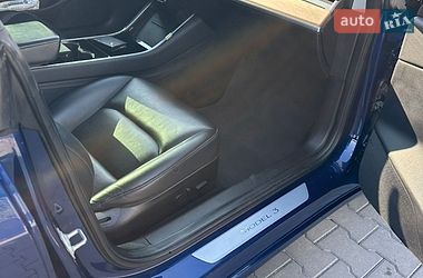 Седан Tesla Model 3 2018 в Каменец-Подольском