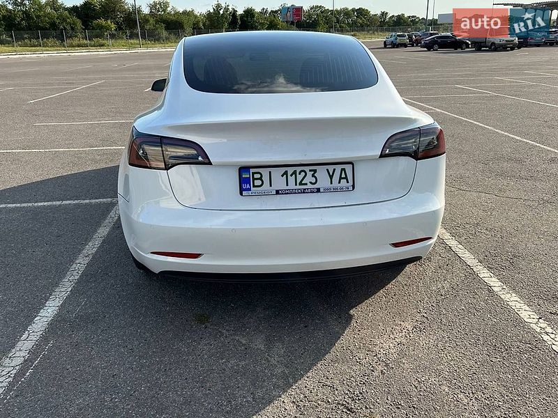 Седан Tesla Model 3 2020 в Запорожье