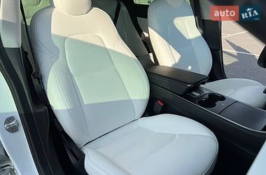 Седан Tesla Model 3 2020 в Запорожье