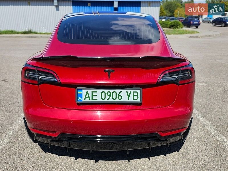 Седан Tesla Model 3 2018 в Днепре