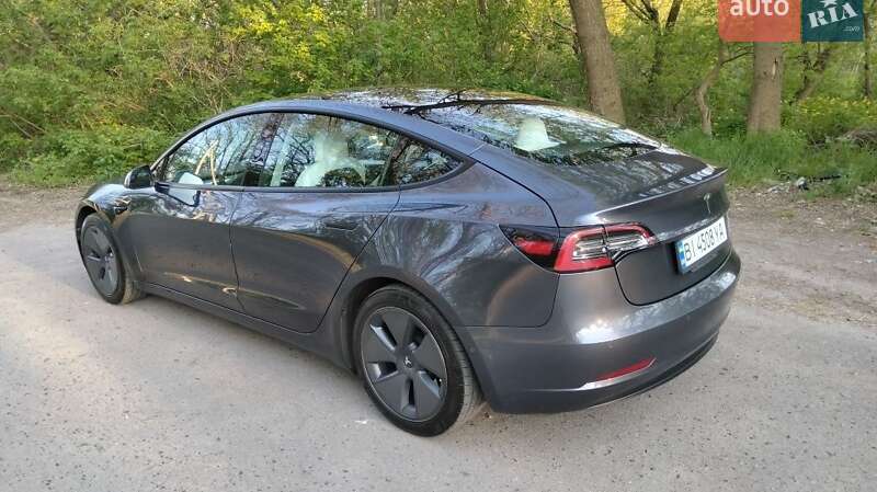 Седан Tesla Model 3 2021 в Полтаве