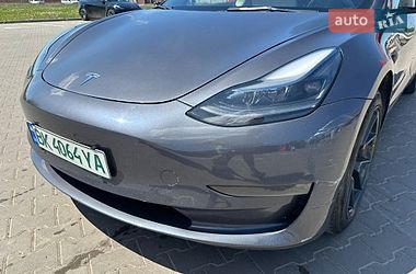 Седан Tesla Model 3 2022 в Виннице